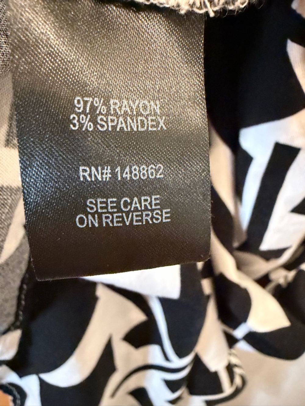 torrid Black and White Geometric Maxi Dress - Picture 4 of 4